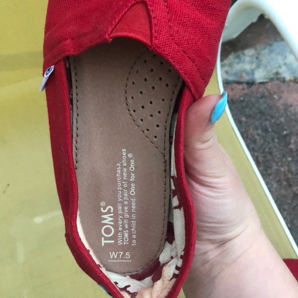 Red Toms - Picture 3 of 4